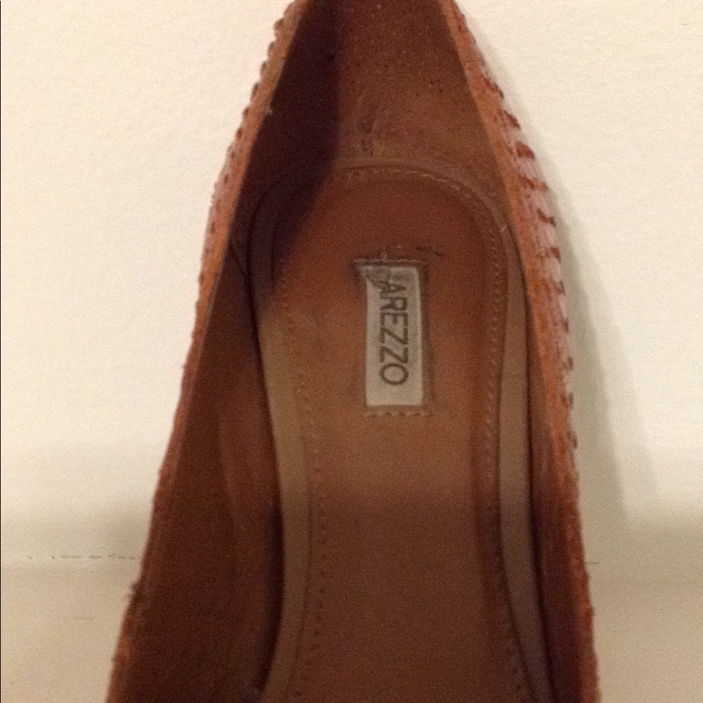 Genuine Leather Leopard Pumps - Picture 5 of 9